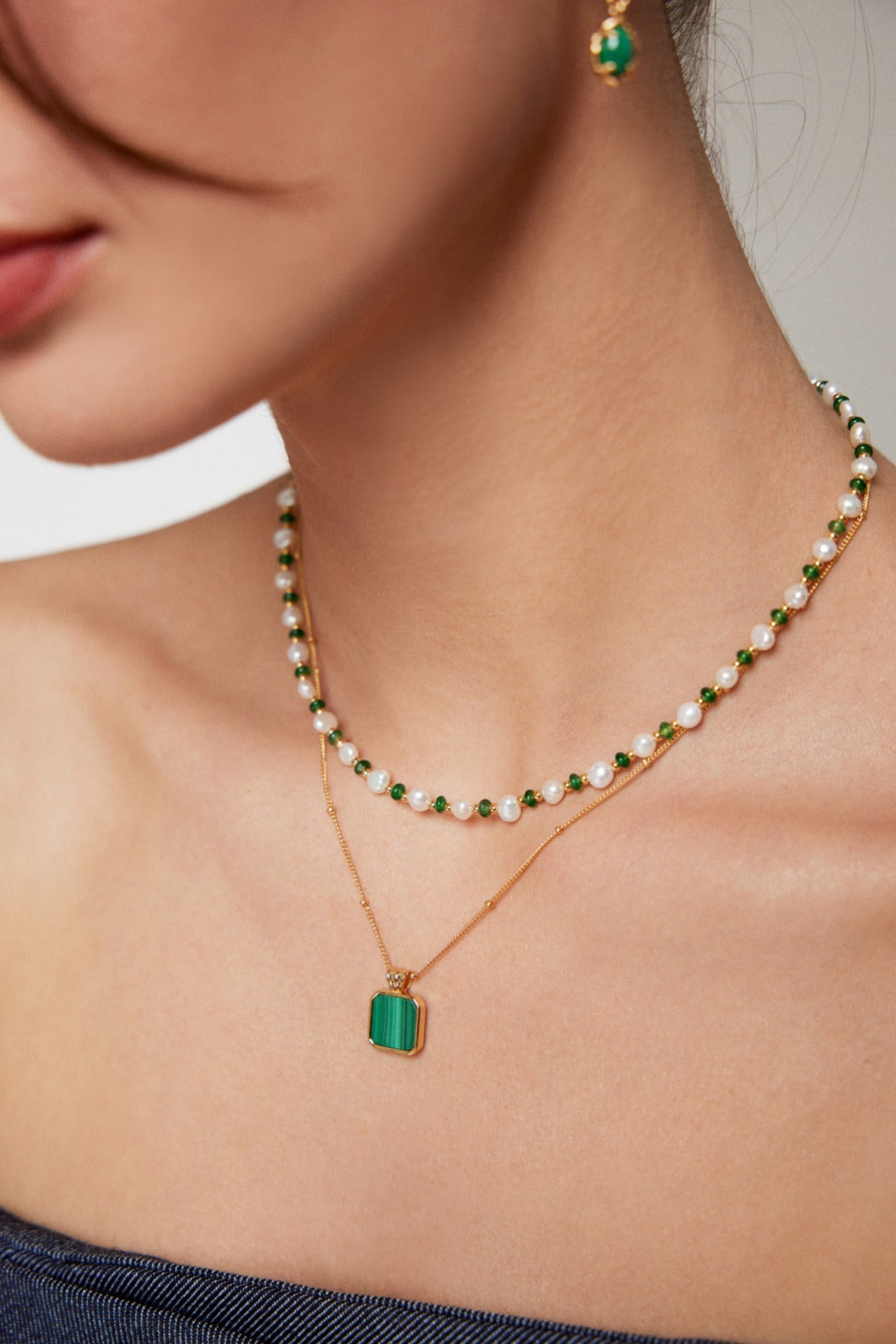 Elegant S925 Silver Malachite Necklace and Earrings Set - Vintage Gold Design