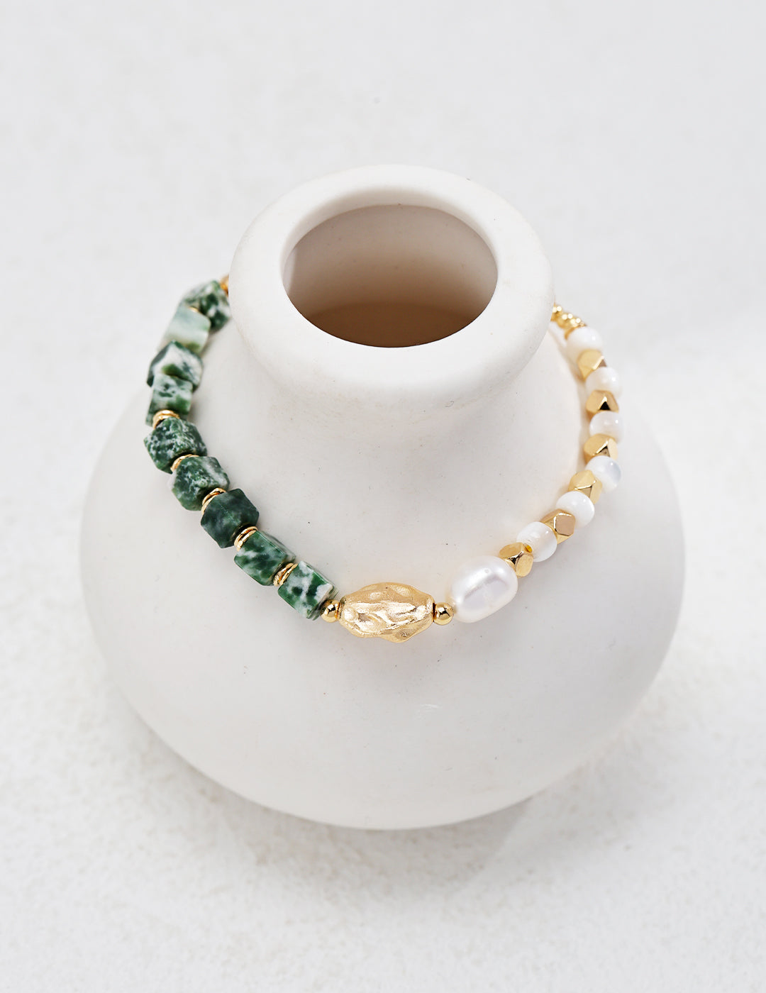 Enchanting Elegance: Pure Silver Emerald Jade Bracelet Adorned with Pearls