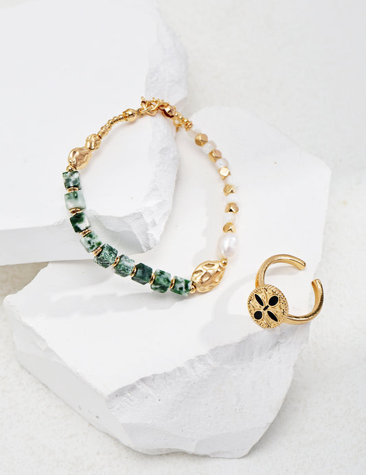 Enchanting Elegance: Pure Silver Emerald Jade Bracelet Adorned with Pearls