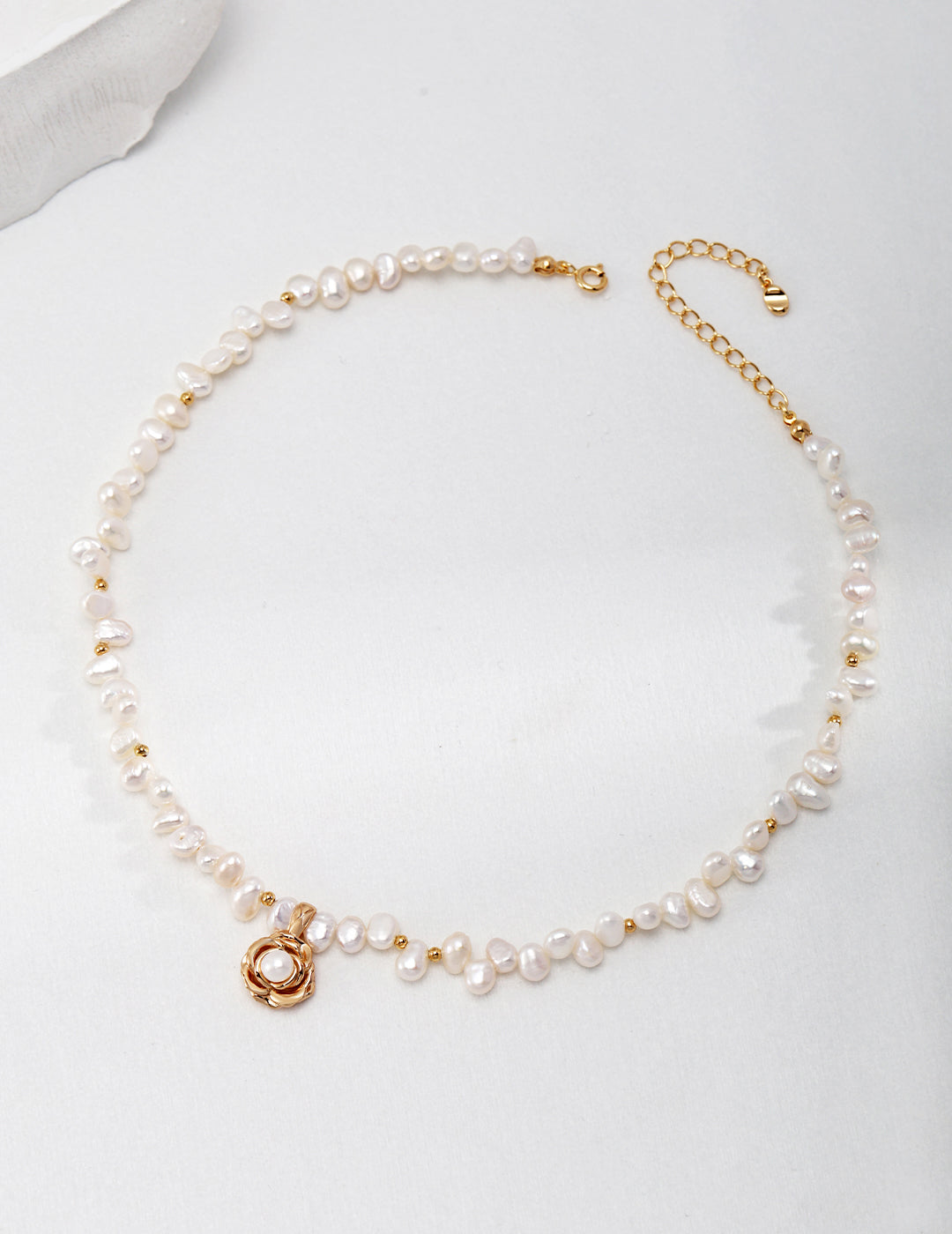 Timeless Elegance: Camellia Pearl Necklace in Vintage Gold