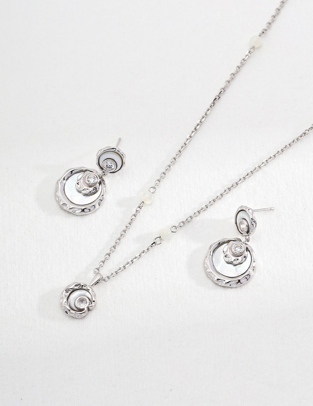 Silver Elegant Necklace and Earrings Set with Mother of Pearl and Cubic Zirconia
