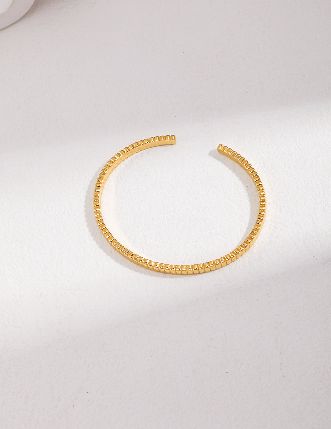 Minimalist 925 Silver Bracelet - Fashionable Office-Wear Accessory