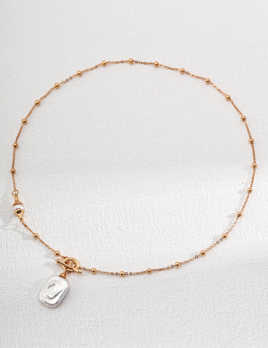 Timeless Elegance: Vintage Gold 925 Silver Natural Pearl Necklace