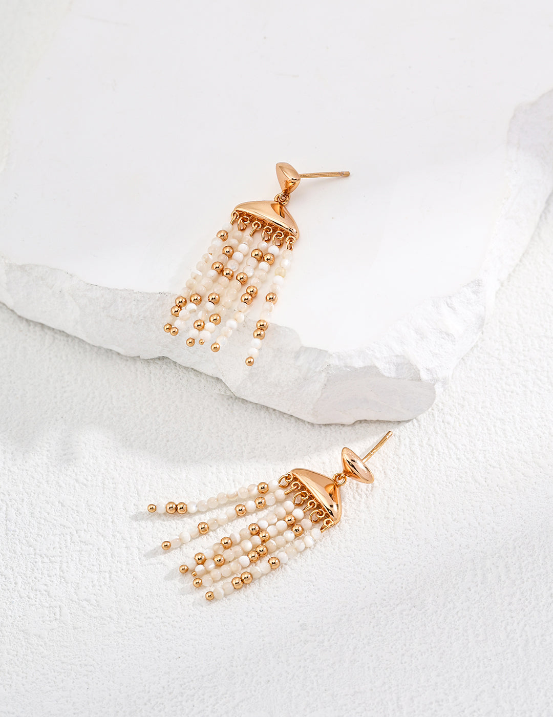 Elegant 925 Silver Shell Earrings in Vintage Gold and White Gold – Unique Ocean-Inspired Jewelry