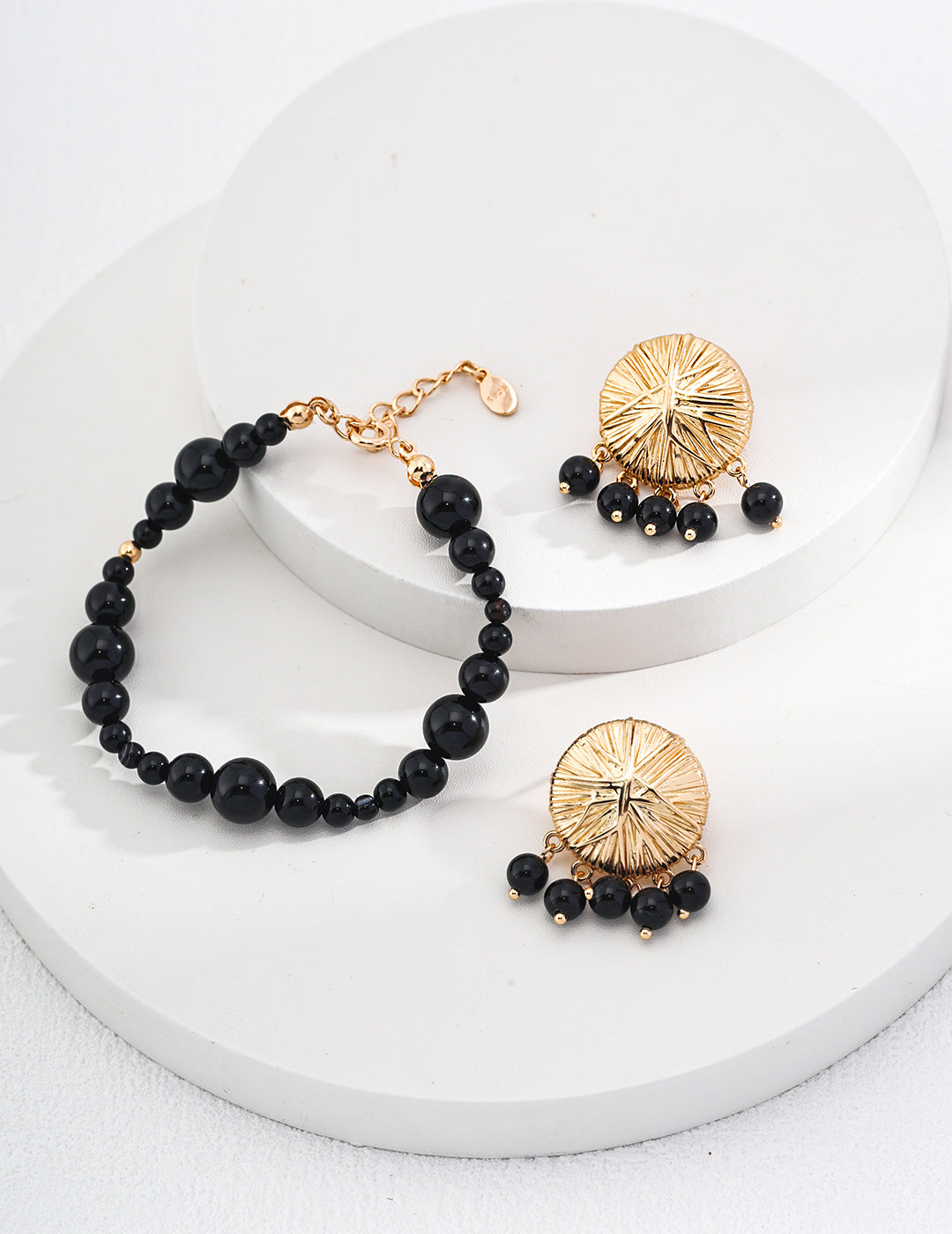 Sterling Silver and Black Agate Vintage Gold Beaded Bracelet - 16cm Chain with 3cm Extension