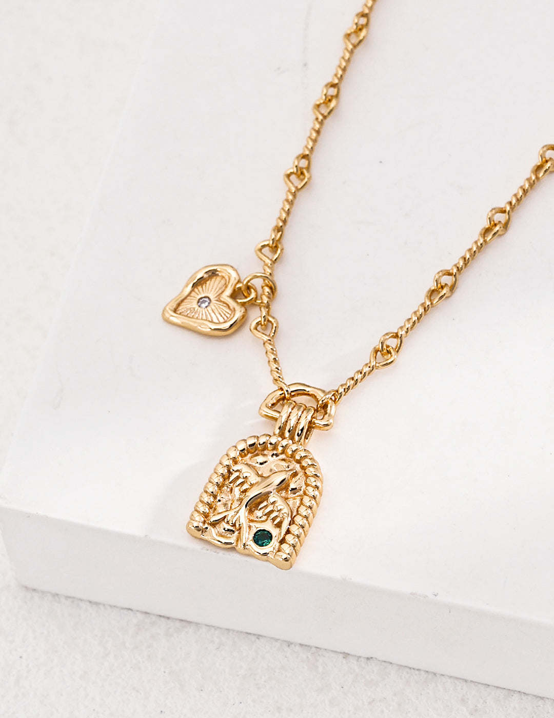 Timeless Elegance: Vintage Gold 925 Silver Necklace with Heart and Swallow Pendant