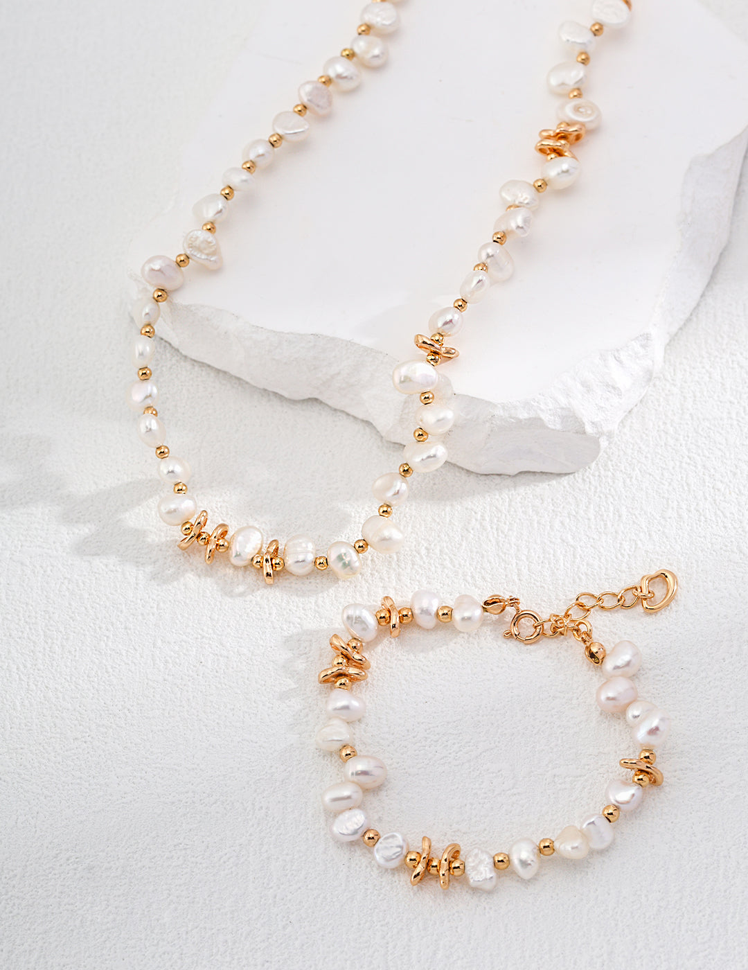 Natural Pearl Necklace, Bracelet in Vintage Gold - 925 Silver with Adjustable Chain