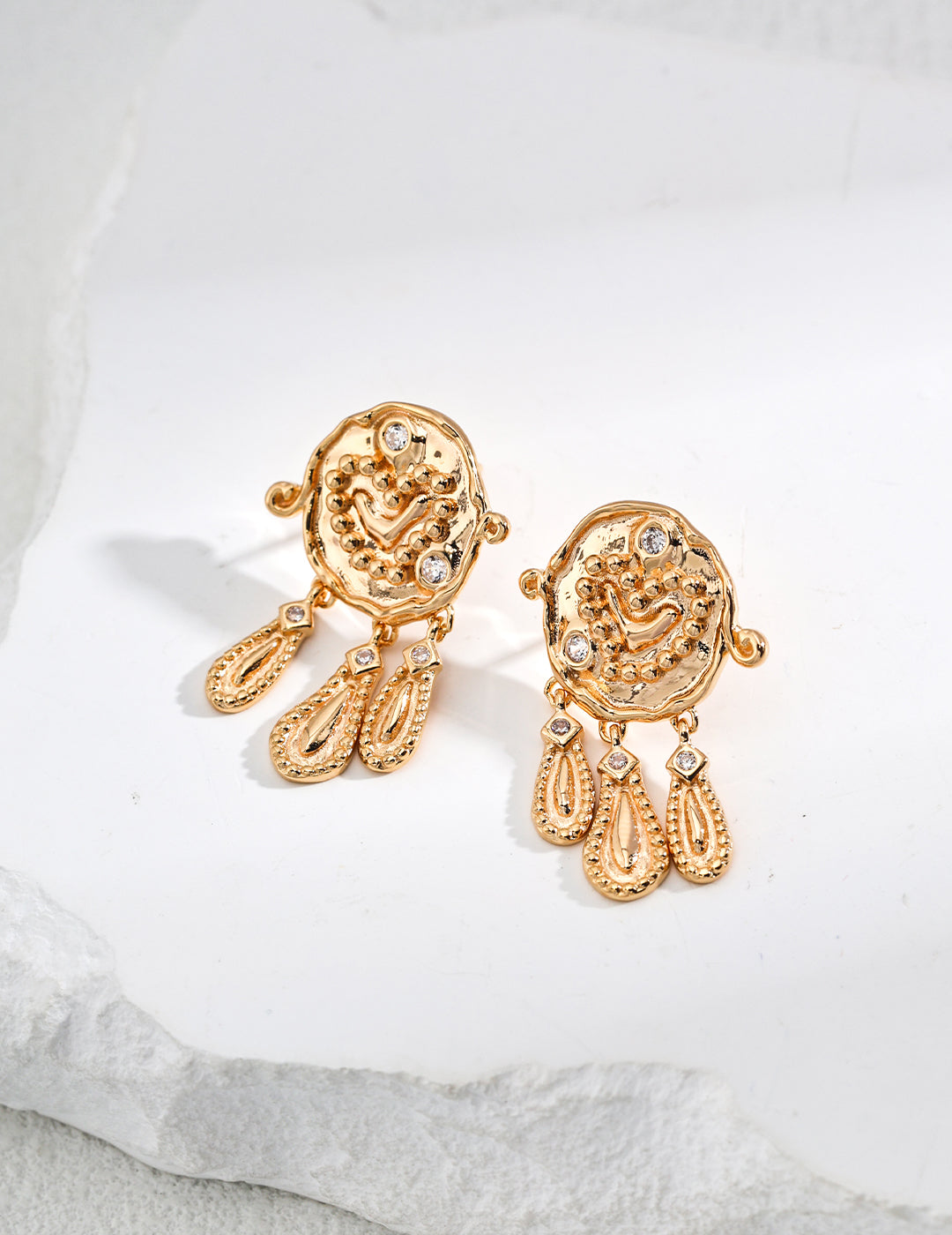 Silver Vintage Zircon Earrings in Antique Gold - Stylish and Elegant