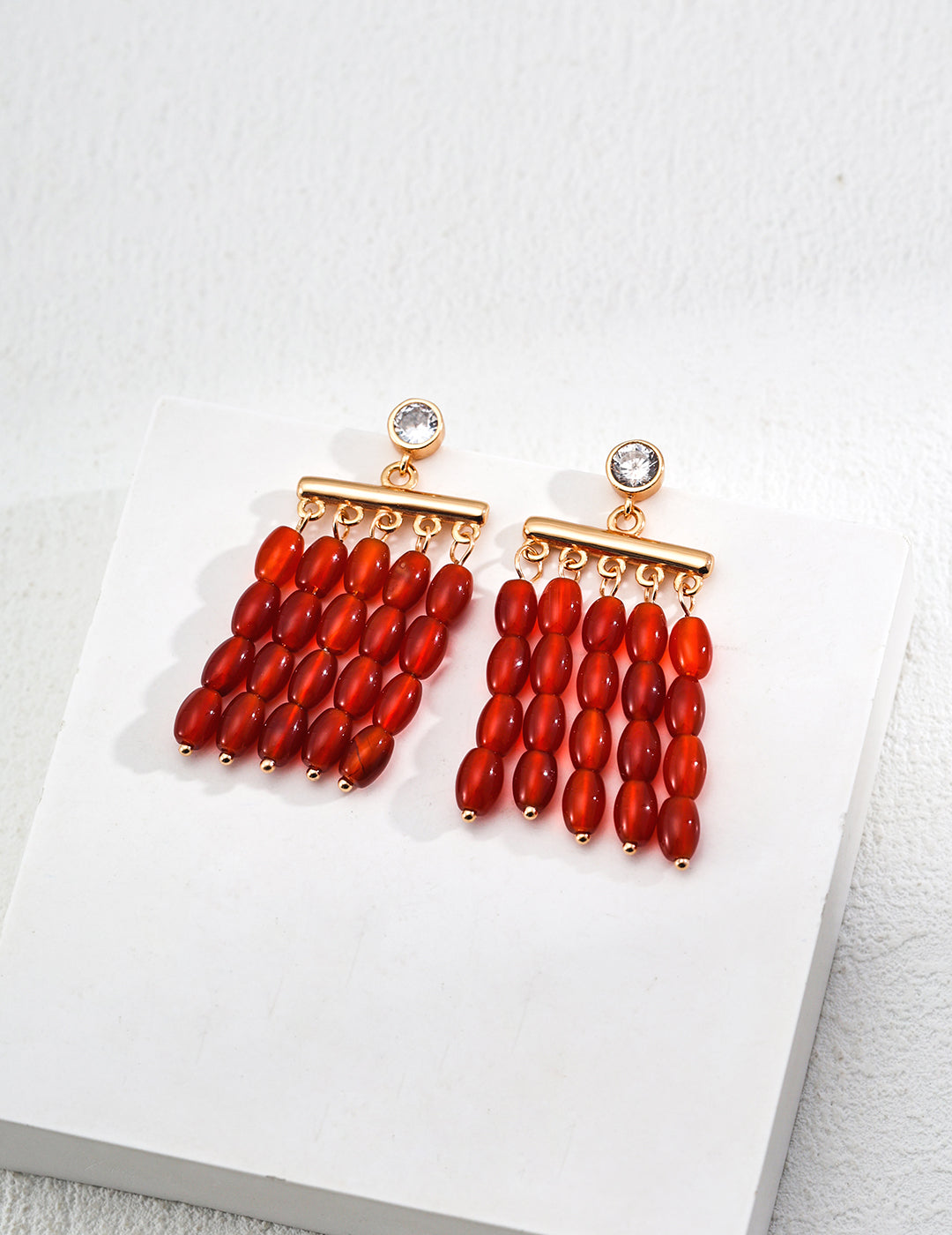 925 Silver Red Agate Elegant Earrings in Vintage Gold – Timeless Jewelry for Every Occasion