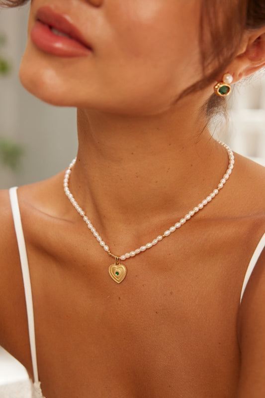 Luxurious 925 Sterling Silver Necklace with Natural Pearl Heart Shaped Pendant - Vintage Gold and White Gold Colors Available